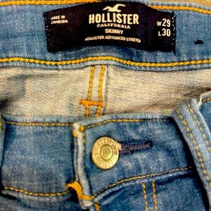 Hollister Men’s Ripped Dark Denim Skinny Jeans